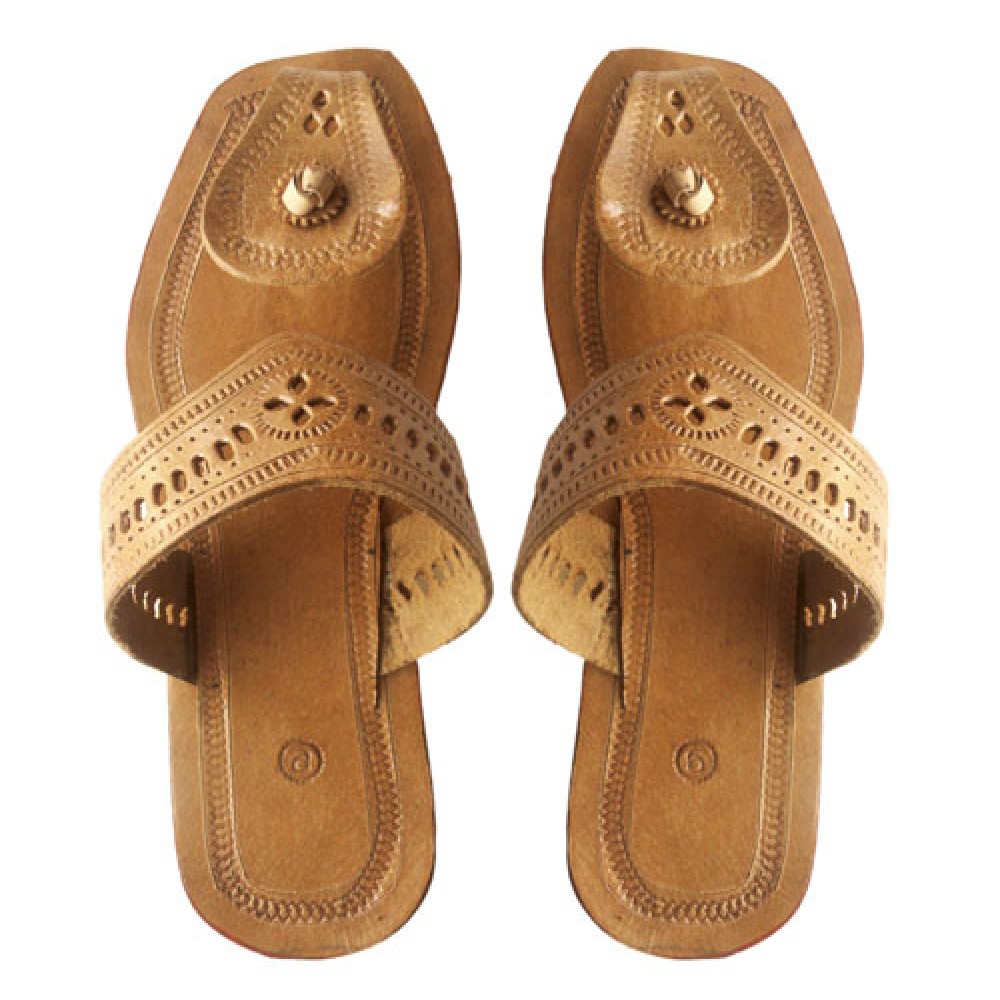 kolhapuri chappal on sherwani